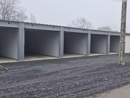 box/garage 15m2 a neuville les decize