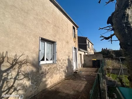 maison 4 pièces 80 m²