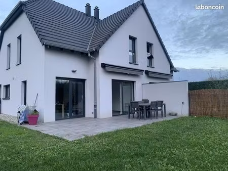 maison 4/5 pièces – 110 m² – terrasse et jardin en bord de rivière