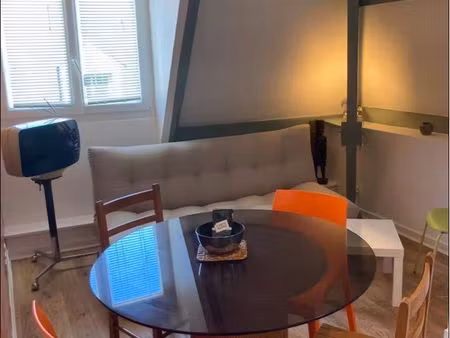 2 pièces meublé centre piéton