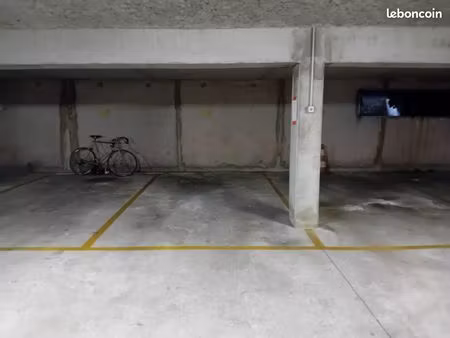loue place de parking sécurisée ile de nantes