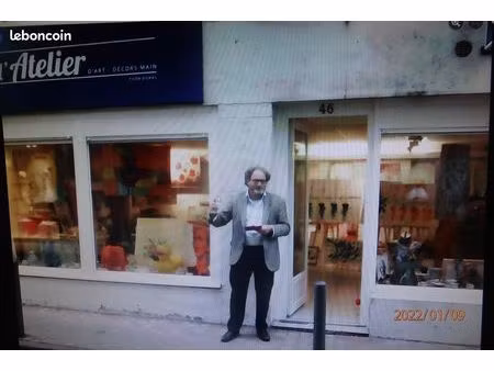 a louer local commercial ou pour une franchise textile mode dégriffé