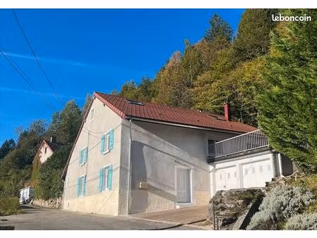 vends maison rénovée - haut jura – 4 chambres – bureau - toiture neuve