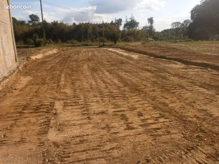 terrain constructible la chapelle bouëxic 2000 m2