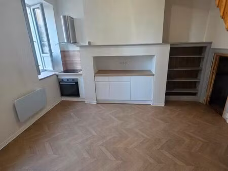 appartement t2 duplex en rez de chaussée