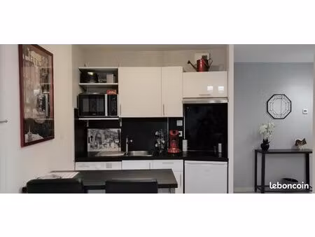 part loue t2 meublé golf de seilh