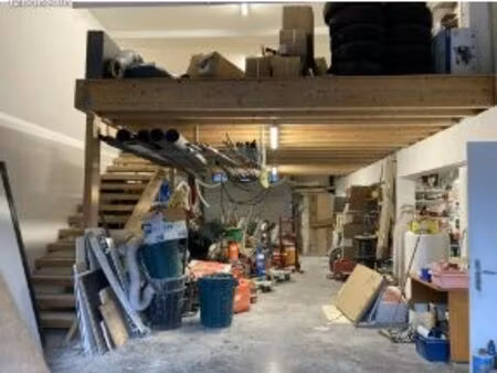 entrepot 160m² + mezzanine saint nazaire les eymes