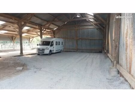 loue emplacement hivernage