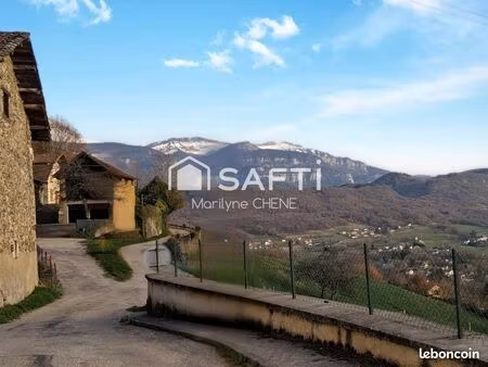 maison de village 5 pièces 120 m²