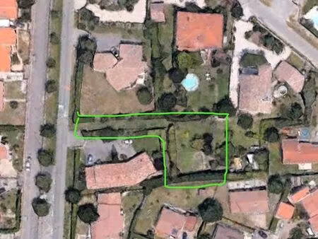 joli terrain constructible