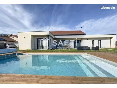 villa 7 pièces 184 m²