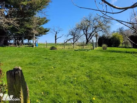 terrain 639 m² melesse