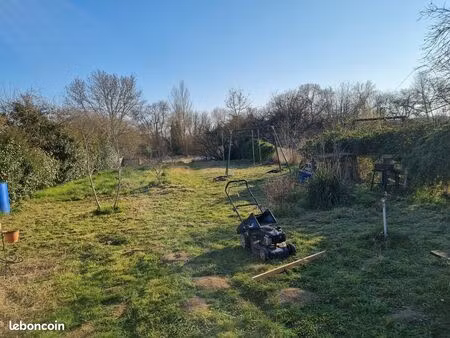 terrain de loisir et peche