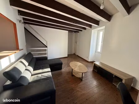 location à l'année maison de village t3 + bureau meublée et climatisé