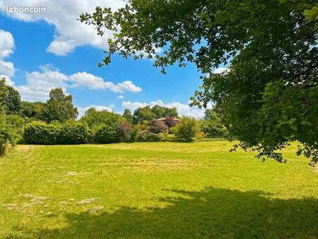 terrain 4 586 m² eauze