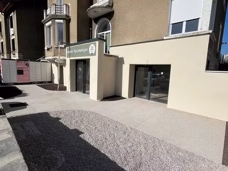 local commercial 38 m² - rénovation à neuf