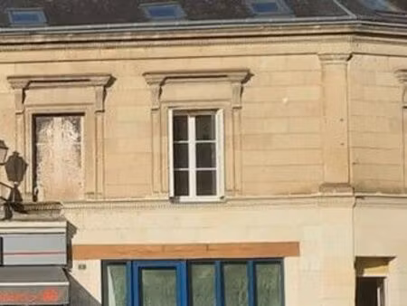 a louer : commerce bail commercial coque nue à langeais 36m² à 87m²