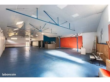 immeuble 3 pièces 354 m²