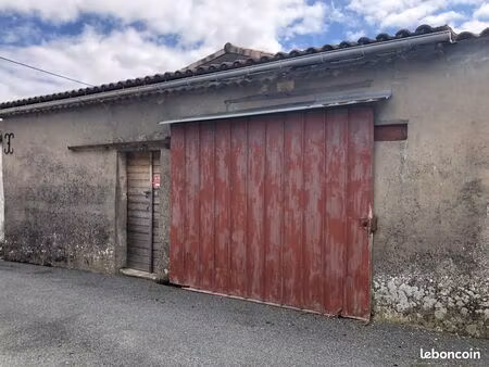 studio 1 pièce 40 m²