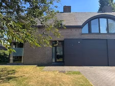 maison à louer à oostakker € 1.450 (lcjas) - de leefboom | zimmo