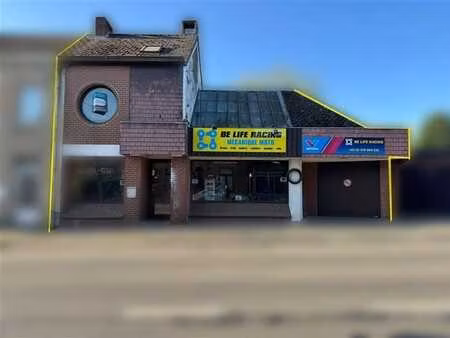 immeuble commercial sur +/- 185m² répartis sur 2 niveaux