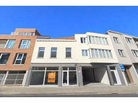 auderghem - chant d'oiseau - rez commercial de +/- 580 m²