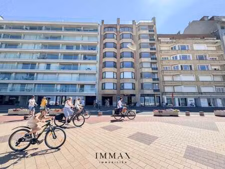 immeuble commercial à un emplacement de premier choix sur la