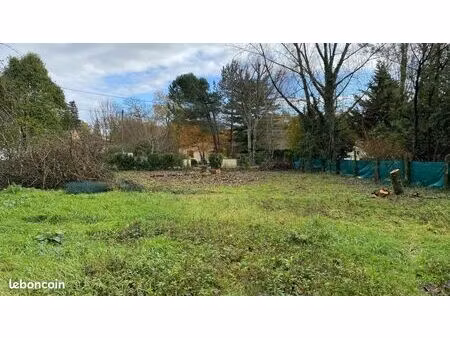 terrain 500 m² arveyres