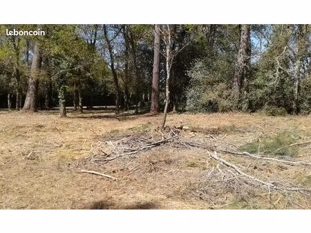 terrain 400 m² hostens