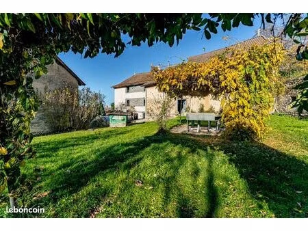 maison 5 pièces 150 m²