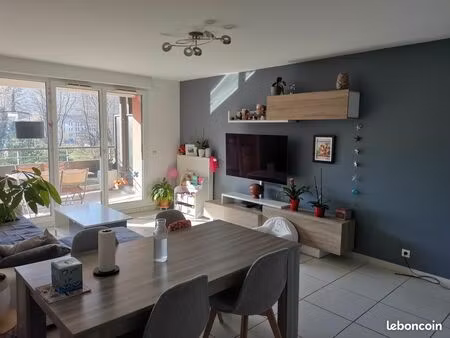 bel appartement t3 + garage