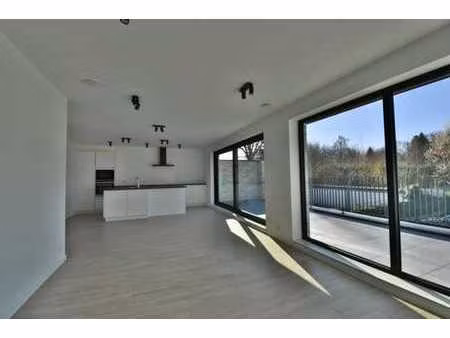 sublime appartement neuf avec 2 chambres à maleizen