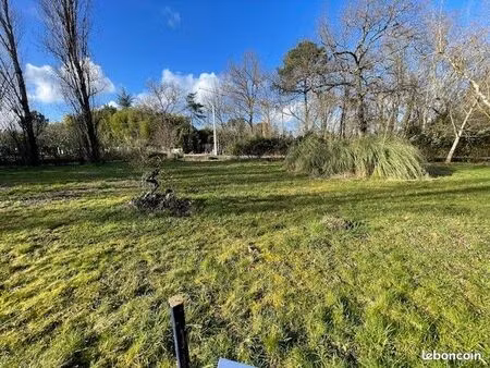 terrain 700 m² saint medard d eyrans