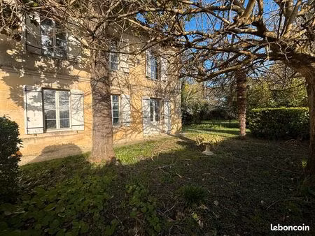 maison en pierre 95m2 à rénover avec jardin