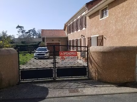 longère 5 pièces 138 m²