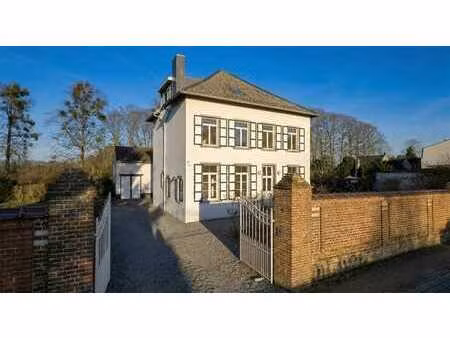 magnifique villa avec grand jardin à louer à everberg.