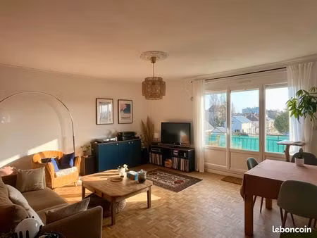 appartement traversant  66m2