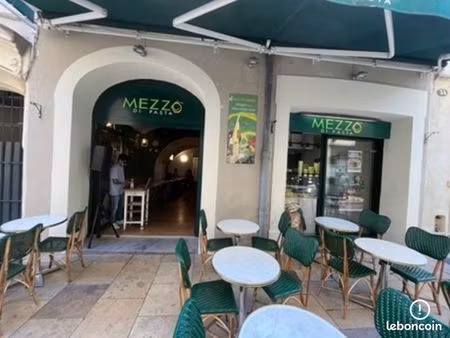 restaurant centre-ville de nimes