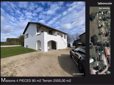 maison 90m2 +sous sol + 2500m2 terrain