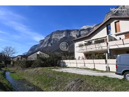 duplex 4 pièces 77 m²