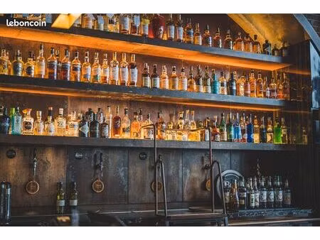 bar  fonds de commerce 300 m² concarneau