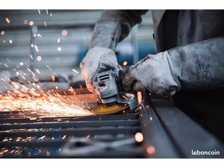 local 1100 m² landivisiau