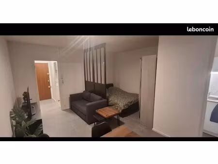 studio 1 bis rénové – 30 m² – balcon – parking – résidence sécurisée sur chamray les tours