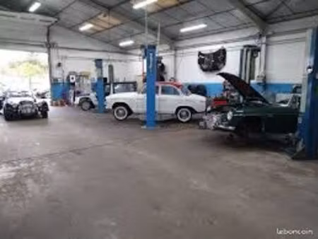 recherche local à équiper pour une activité de garage mécanique – benquet 10km