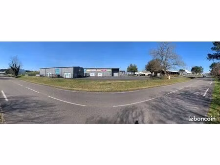 local commercial 650 m2 saint vincent de tyrosse 40230