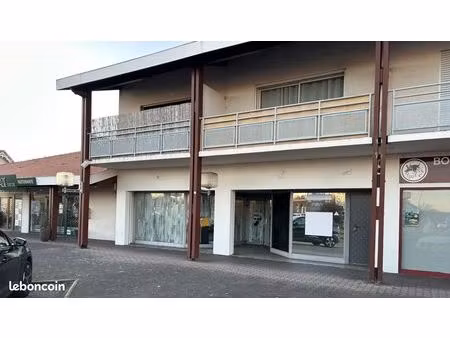 location local commercial de 120 m2