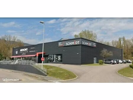 local commercial 595 m² saint martin d'heres