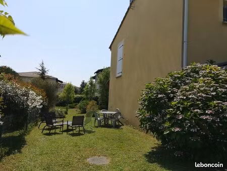 maison t4 avec garage et grand jardin – castanet-tolosan – impasse calme