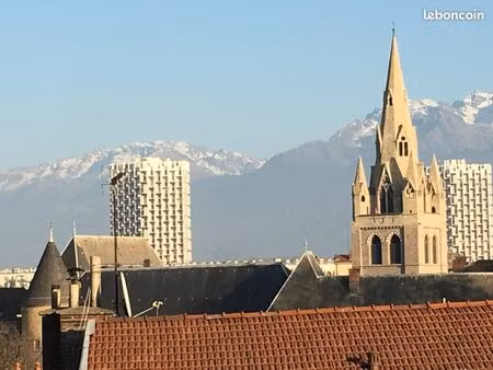 charmant t2 a louer hyper centre grenoble