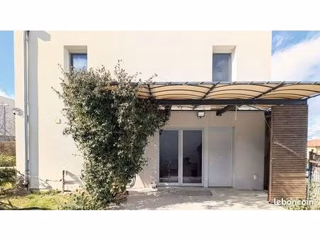 maison 4 pièces 85 m²